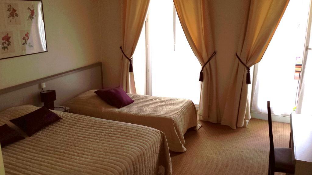 Grand Hotel De L'Etoile Courtenay  Δωμάτιο φωτογραφία